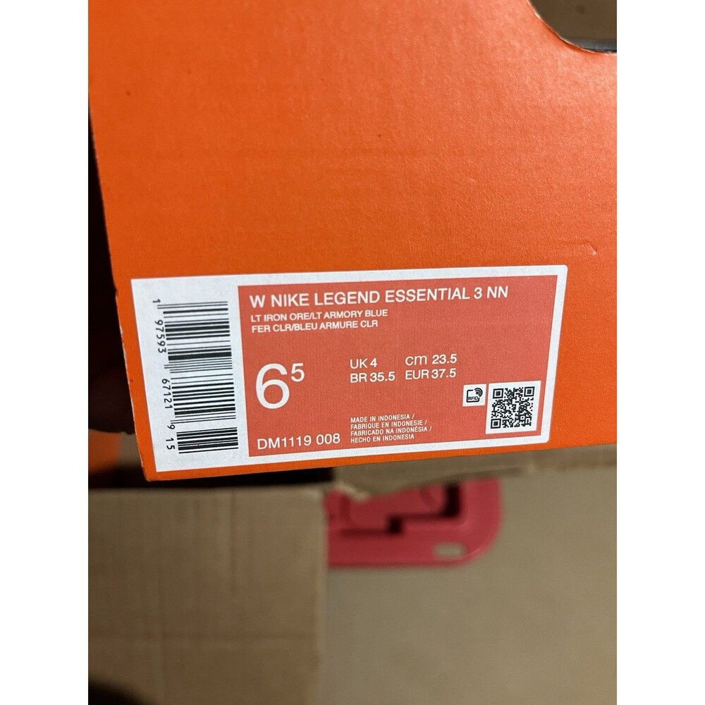Nike Legend Essential 3 NN women’s Low Top Lace Up Sneakers Gray DM1119-008 - Picture 7 of 7